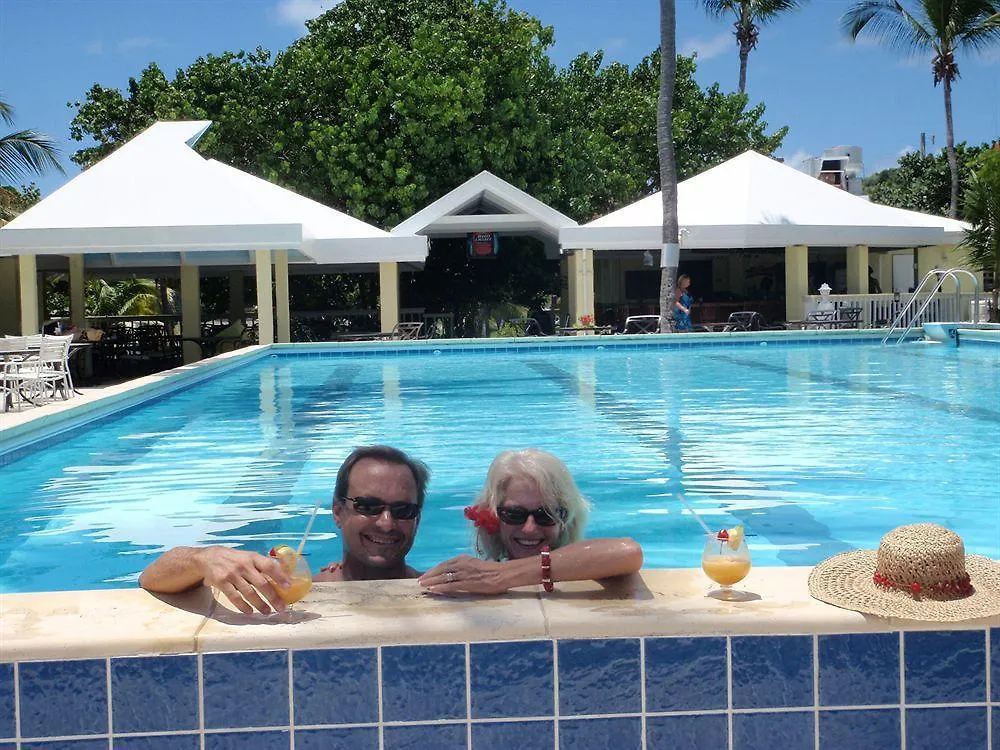 Tamarind Reef Resort Spa & Marina كريستيانستيد